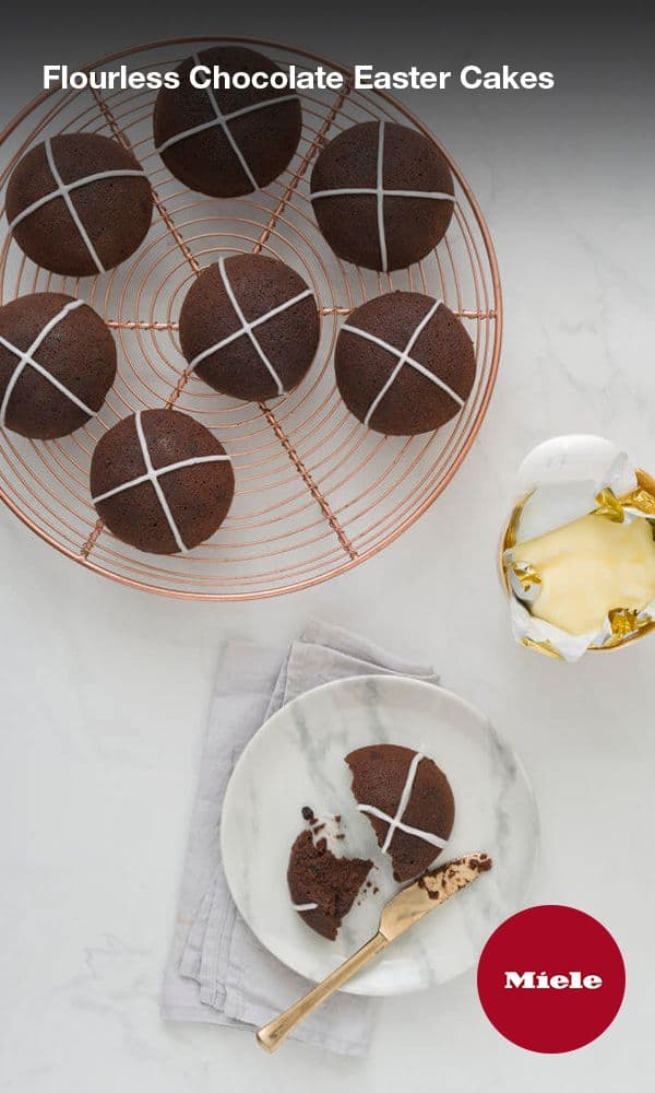Flourless Chocolate Easter Cakes